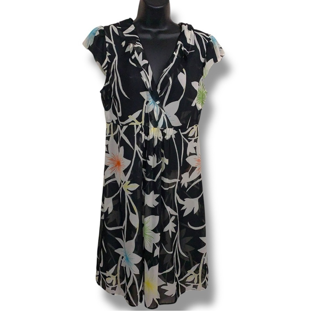 Y2K Era Large Mossimo Floral Dress Short Sleeve Pinup Retro Shirt Style Black
